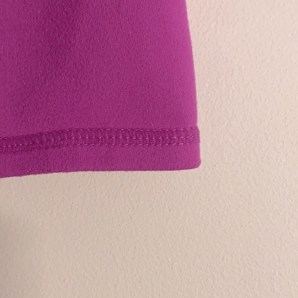 NEW Fabletics Salar Capri Leggings, Purple, Small - Picture 4 of 4